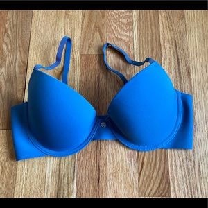 3 for $24! Lucky Brand 36C